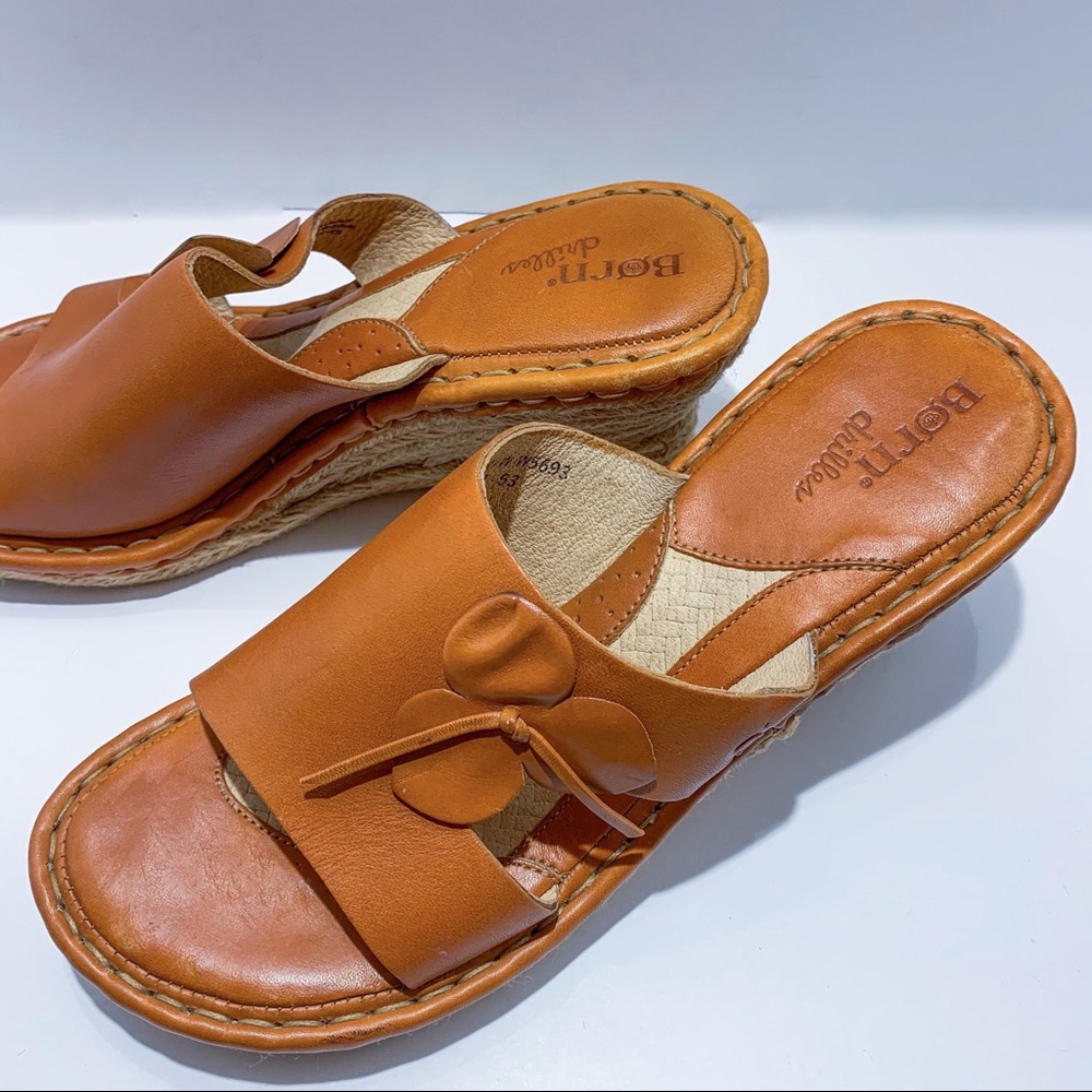 BORN WEDGE SANDALS